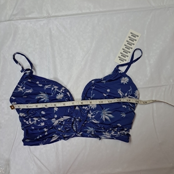 URBAN Outfitters Out From Under Keyhole Longline Bralette - Picture 10 of 11